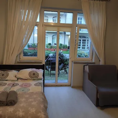 アパート By The Sea Apartments Trzy Korony シフィノウイシチェ